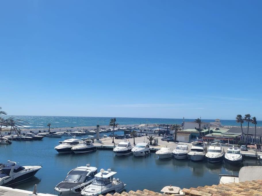 Casita Junto Al Mar En El Puerto De Cabopino Villa Marbella Exterior foto
